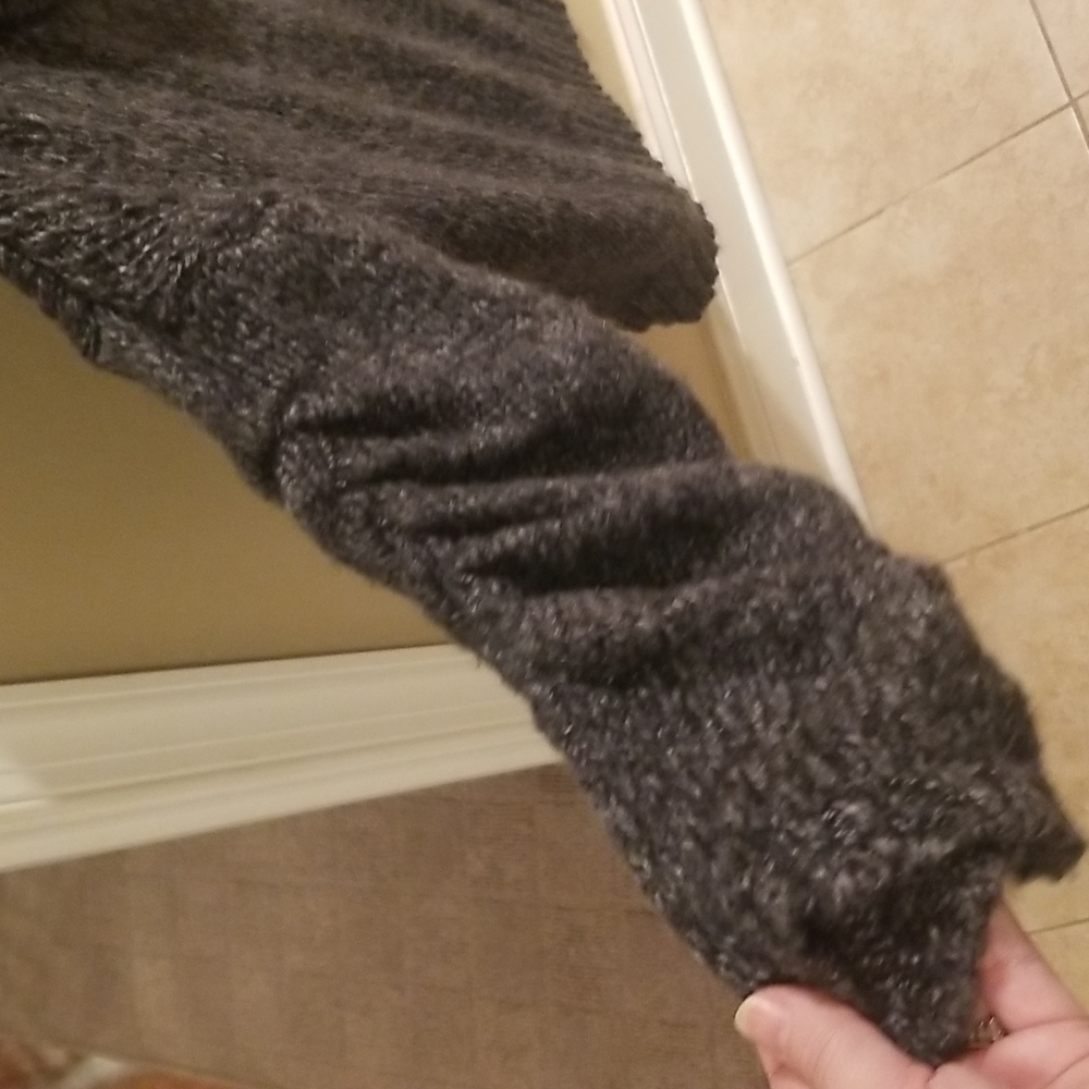 Sweater - Picture 2 of 3